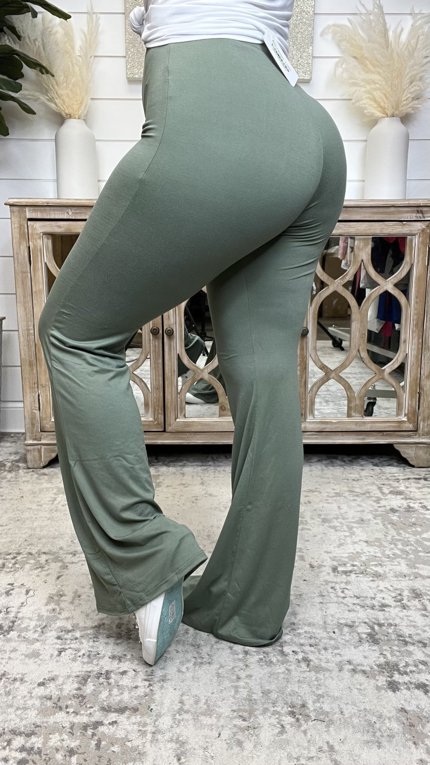 Worth it High-Rise Avery Mae Flare Bottoms - 3 colors!
