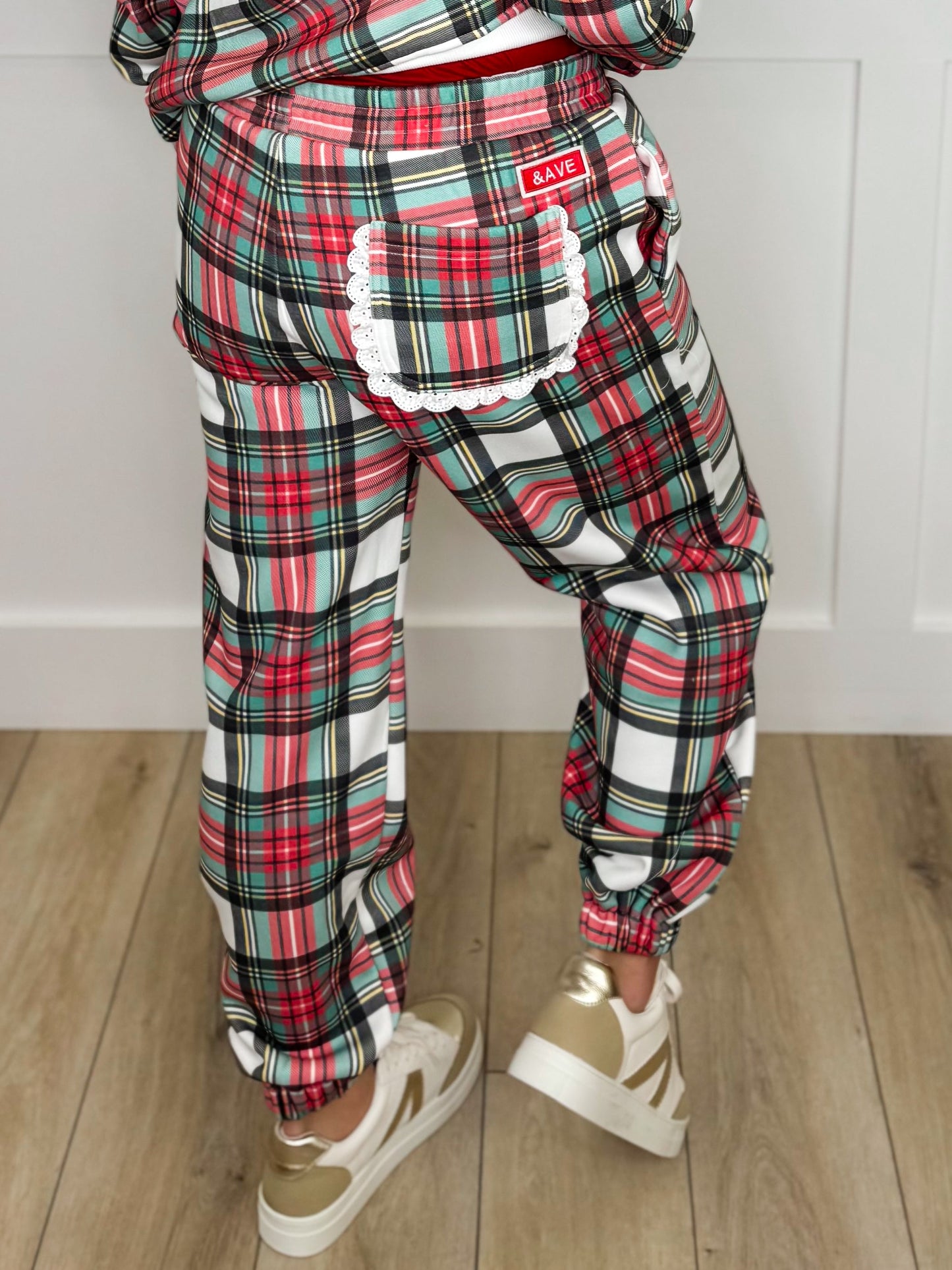 Ampersand Avenue Seasonal Snuggles High-Rise Cotton Blend Plaid Joggers